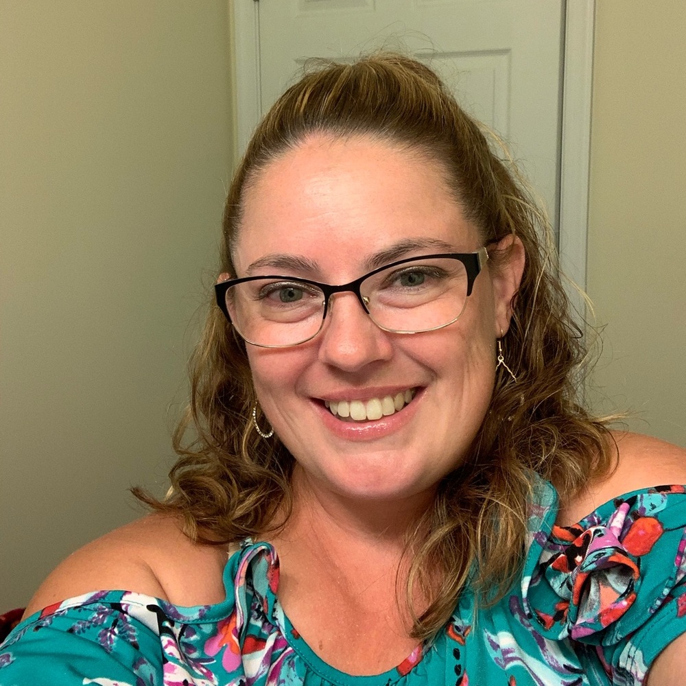 Meet your Posher, Leslie